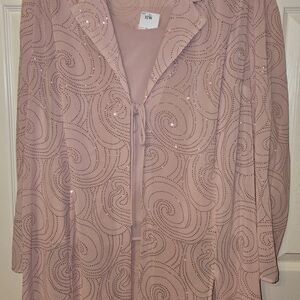Beautiful 2-pc sequined shirt and shell duo